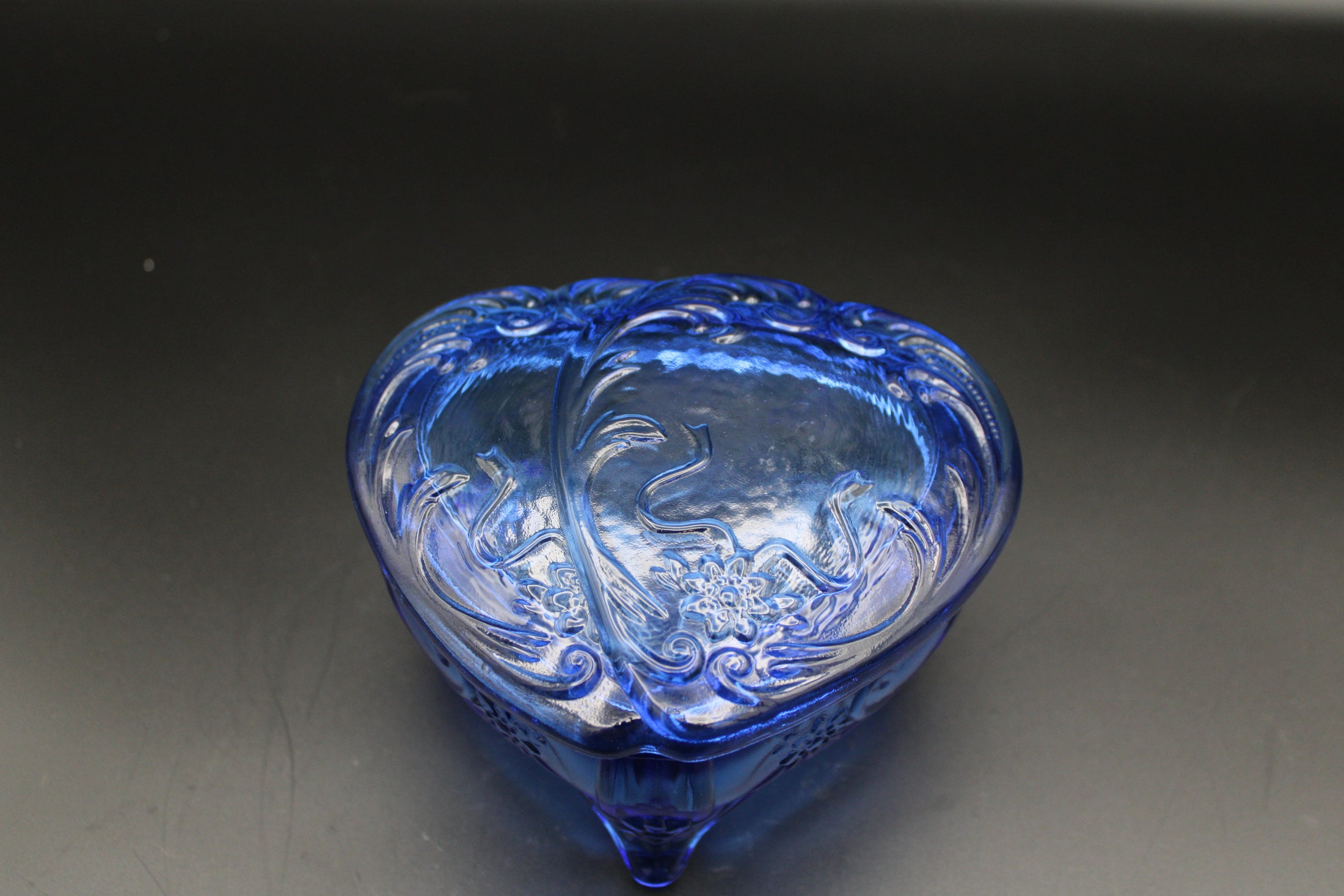 Blue Uranium Glass Heart Shaped Lidded Footed Trinket Dish