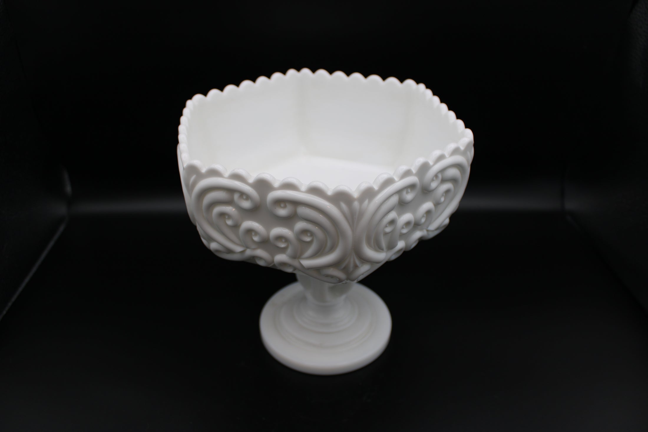 White Scalloped Edge Compote With Swirly Details