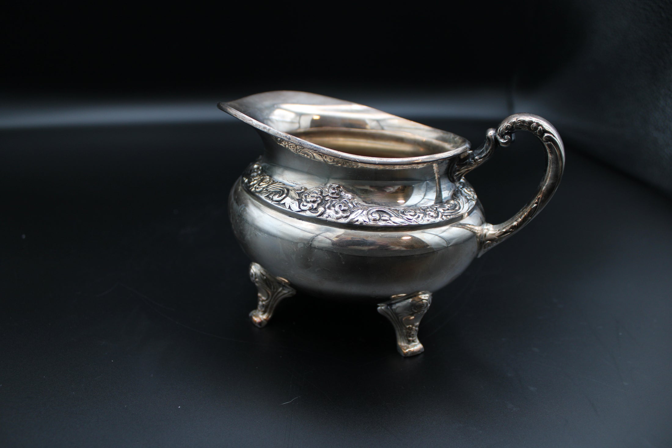 Silver Plated Sugar & Creamer Set With Intricate Floral Detailing - Ballad Community