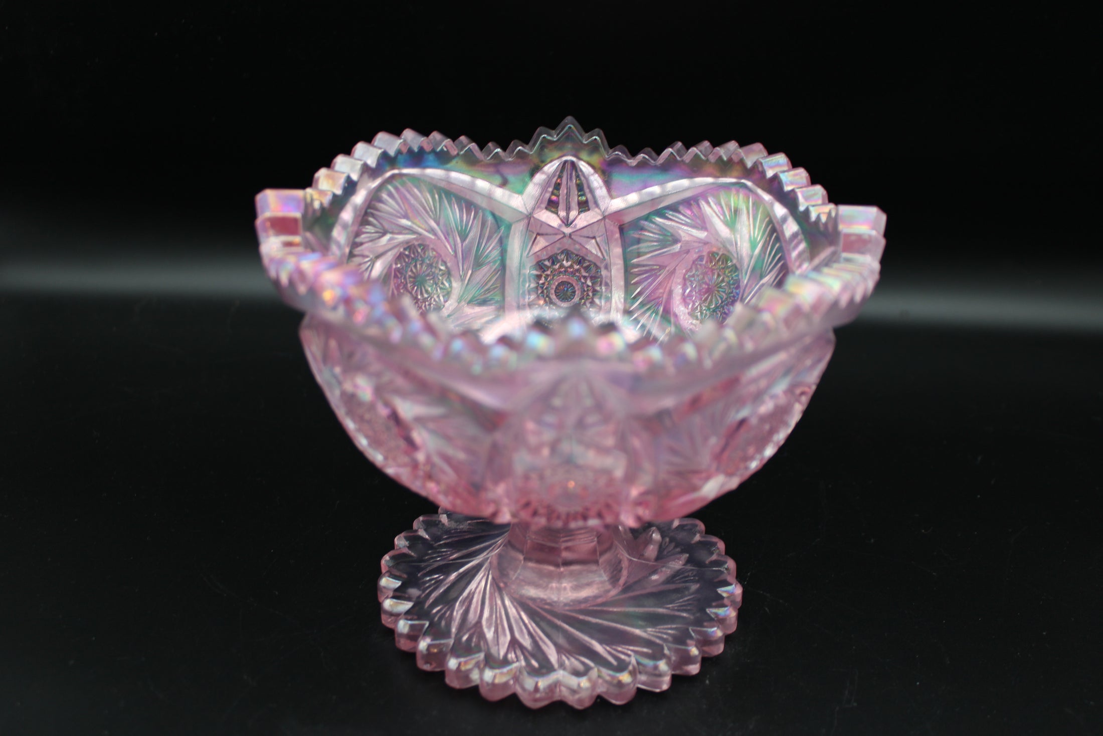 L. E. Smith Pink Iridescent Sawtooth Edge Star Flower Compote