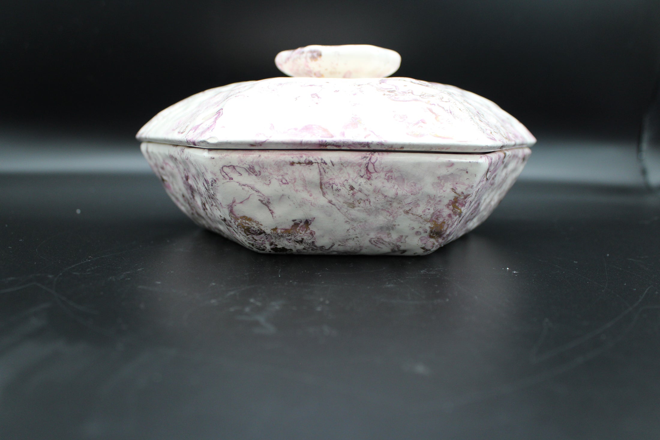 Pink/Purple Marbled Ceramic Hexagonal Lidded 3 Compartment Dish