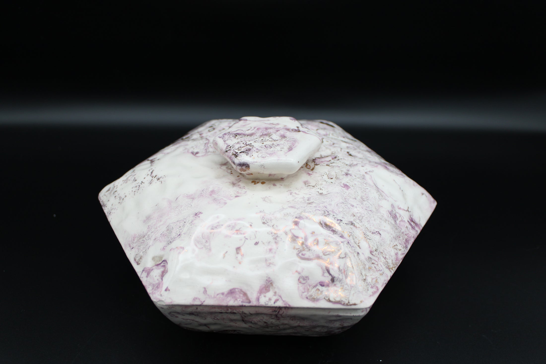 Pink/Purple Marbled Ceramic Hexagonal Lidded 3 Compartment Dish