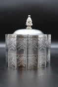 Load image into Gallery viewer, Godinger Silver Plated Scallop Edges Tea Caddy
