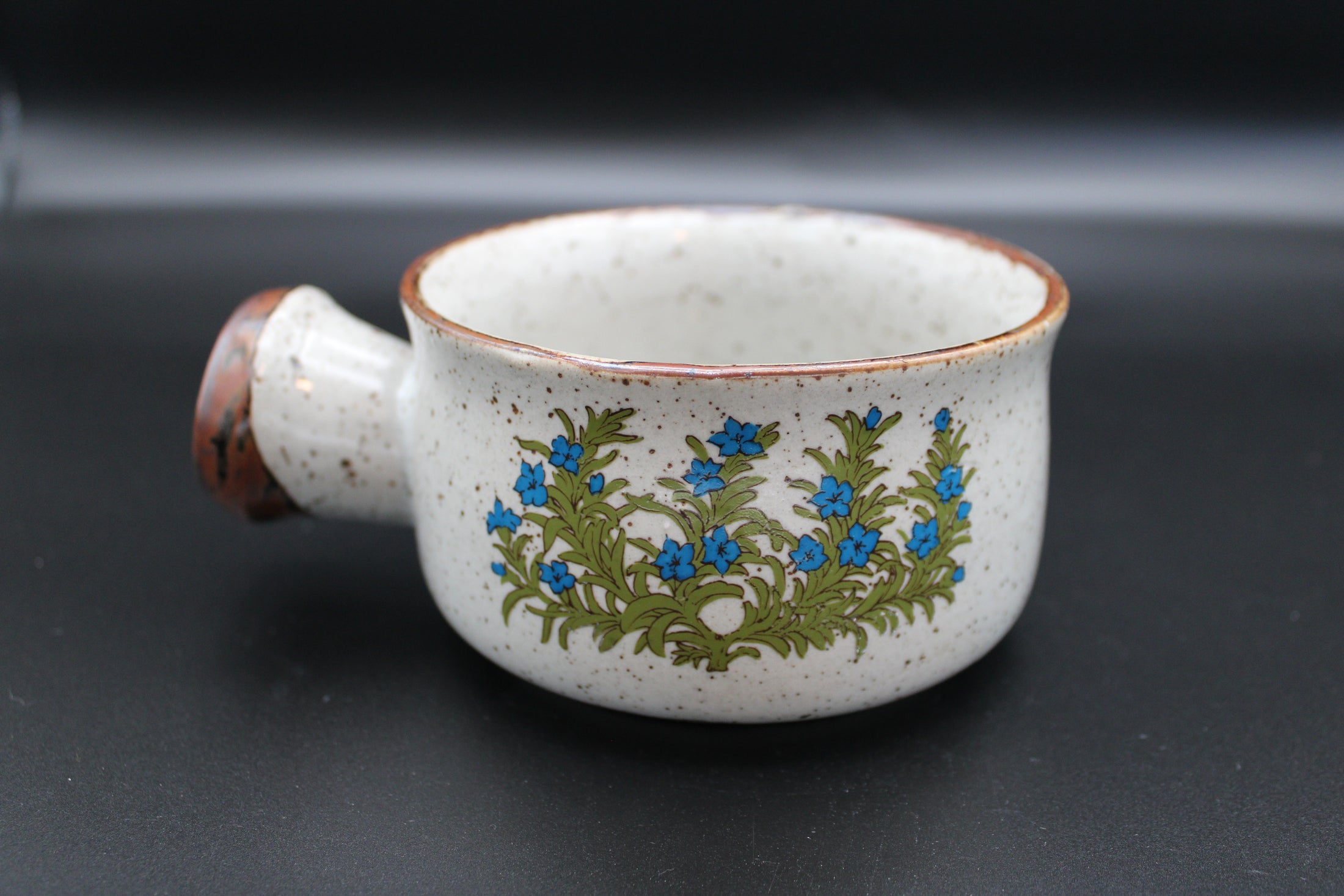 Ceramic Grey Blue Floral Pot With Handle