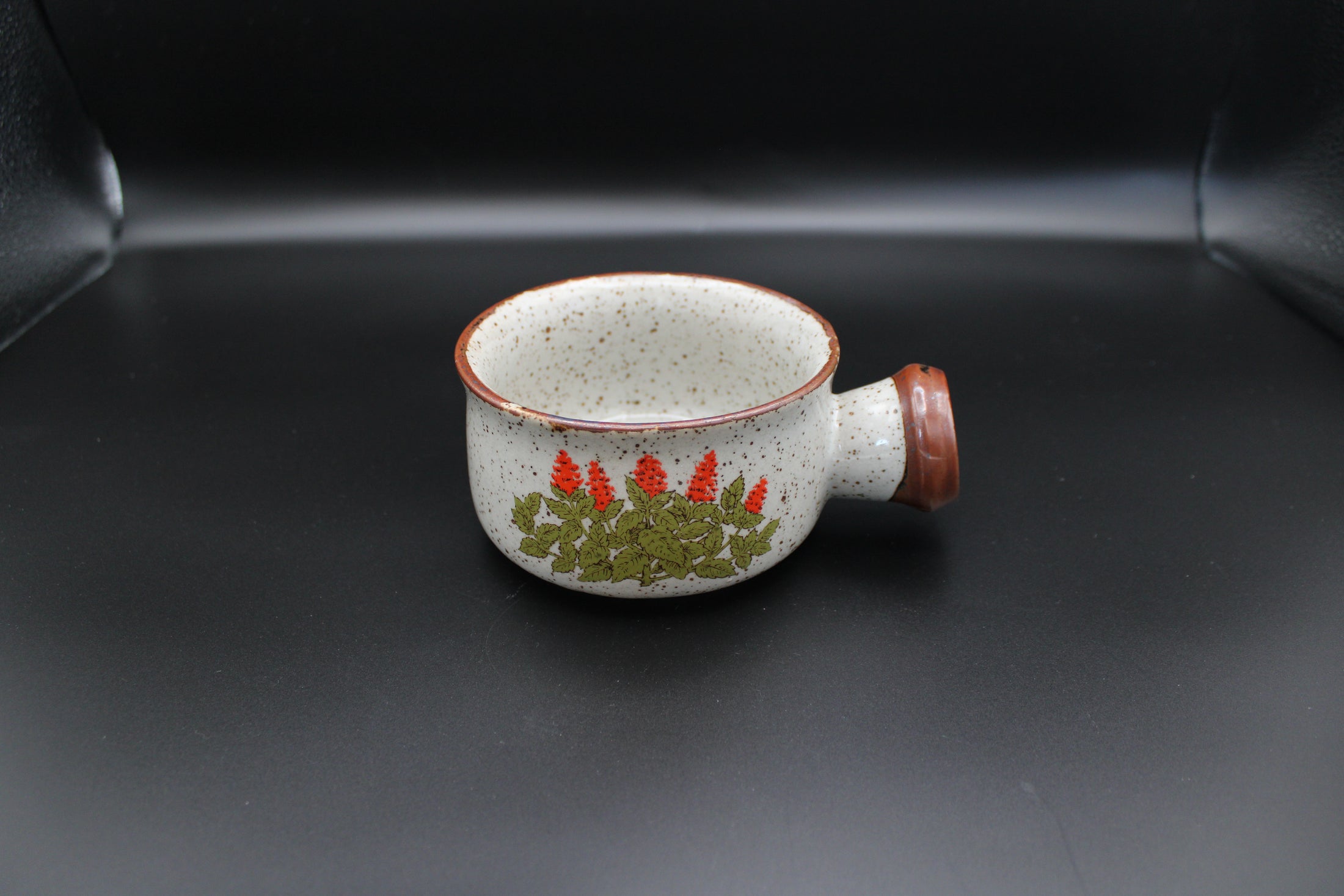 Ceramic Grey Red Floral Pot With Handle