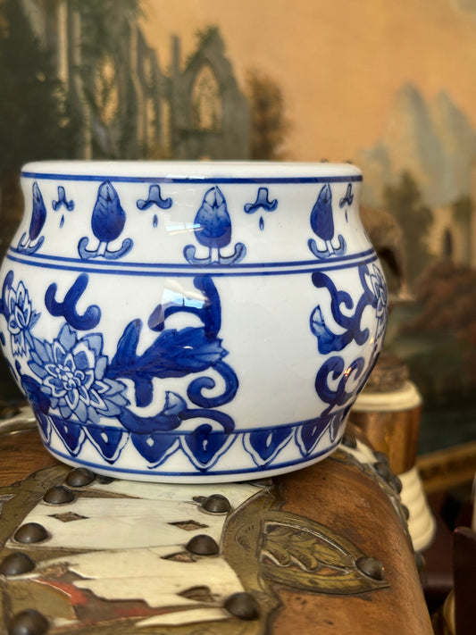 Blue and White Porcelain Mini Planter With Chinoiserie Pattern