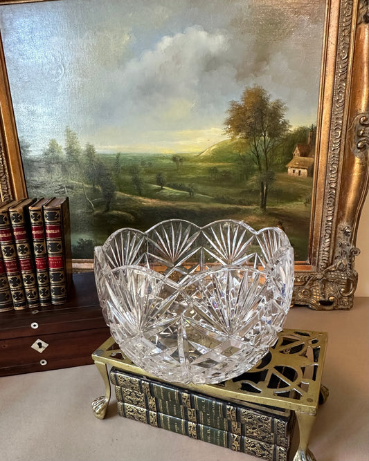 Crystal Bowl With Scalloped Edges - Large