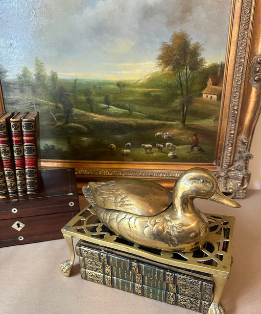 Brass Duck Hinged Lid